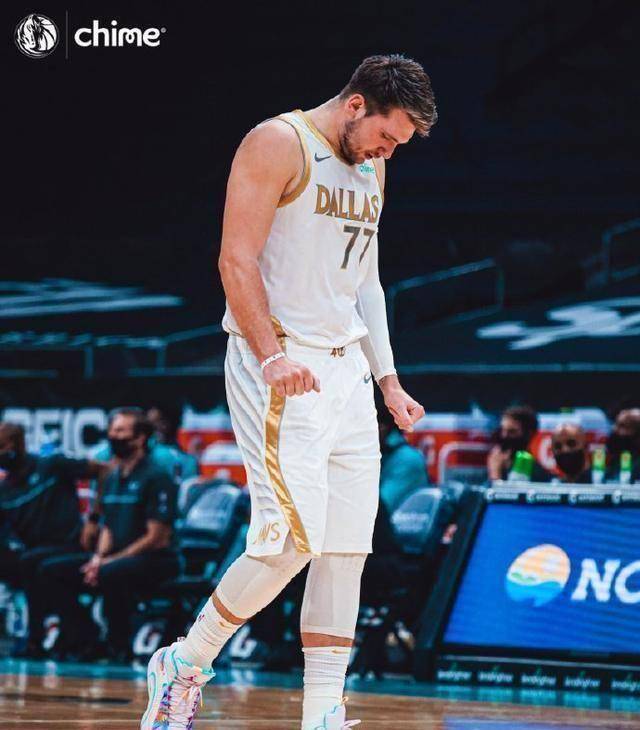 爱游戏ayx-东契奇连续二十场比赛得分超过败北，掘金不断突破！的简单介绍